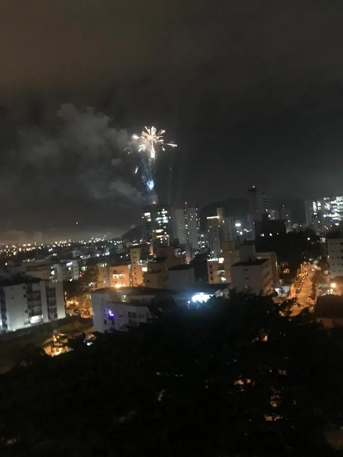 Mar em casa!!! Tombo Guarujá-SP Apartamento São Paulo
